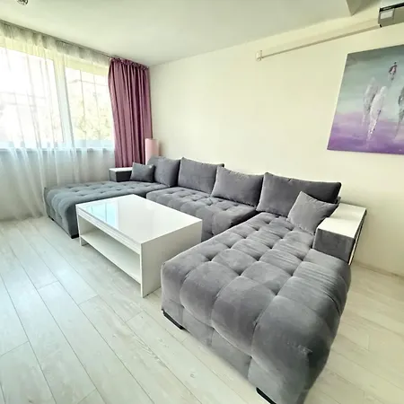 Vyzrajdane Lejlighed Burgas City